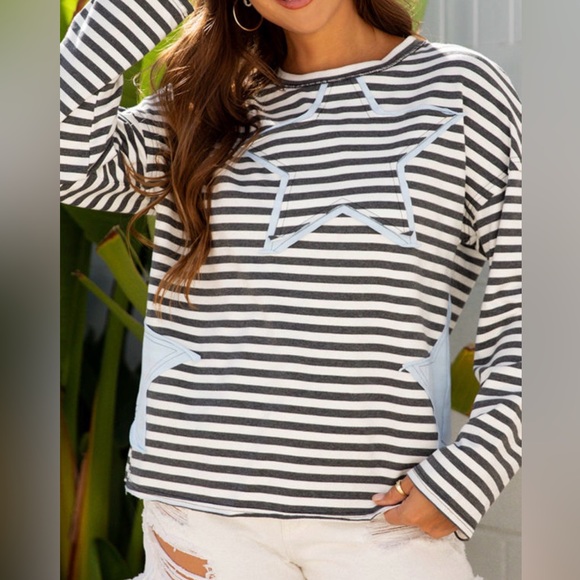 Striped Star Pattern Long Sleeve Top - Picture 2 of 2